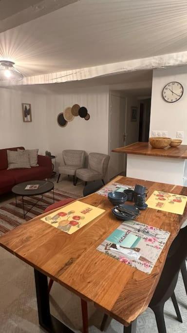 Appartement Cosy A Collobrieres Bagian luar foto