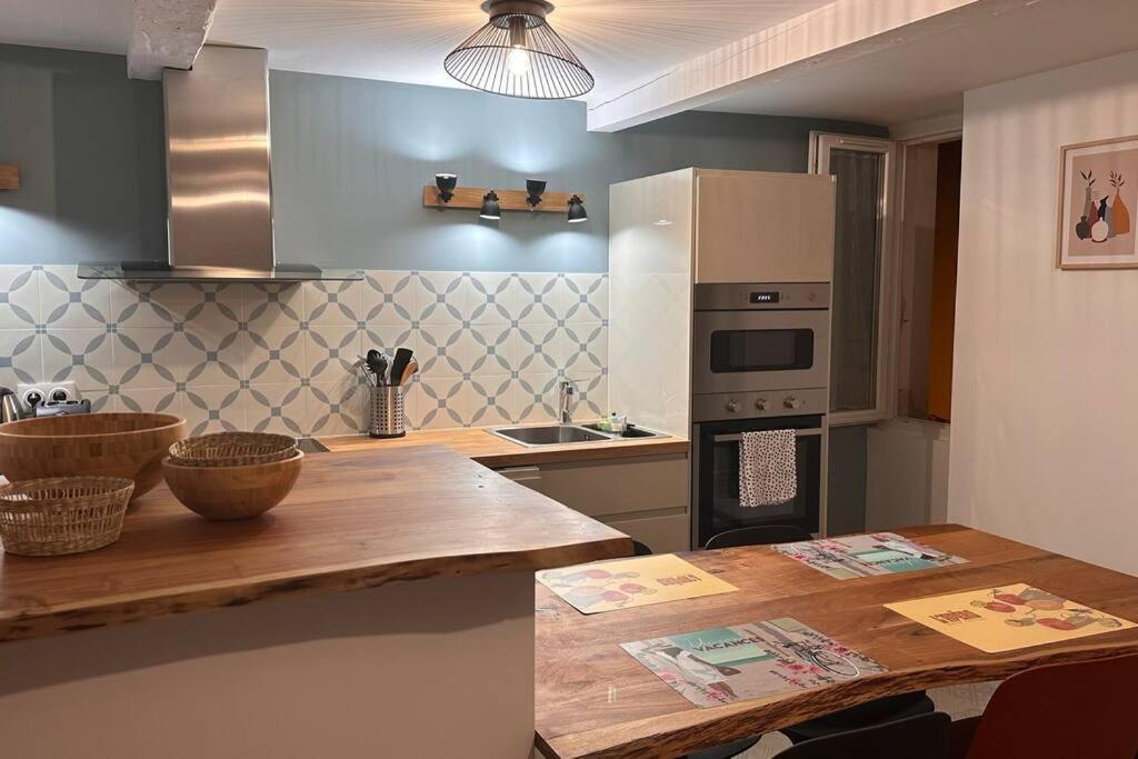 Appartement Cosy A Collobrieres Bagian luar foto